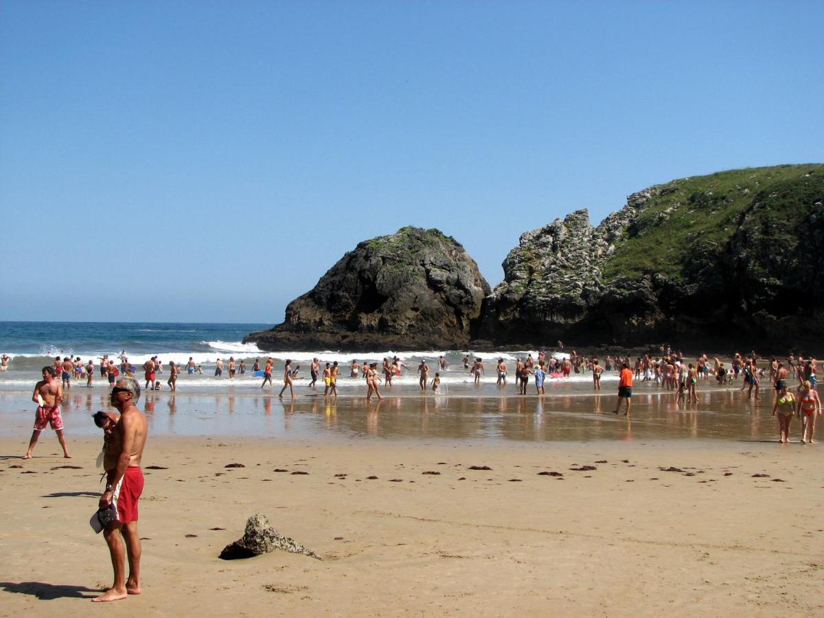 El Juacu Pension Llanes Buitenkant foto