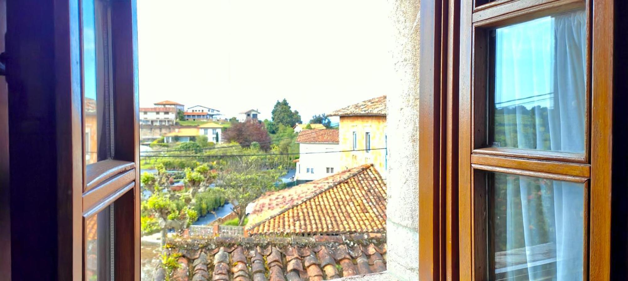 El Juacu Pension Llanes Buitenkant foto